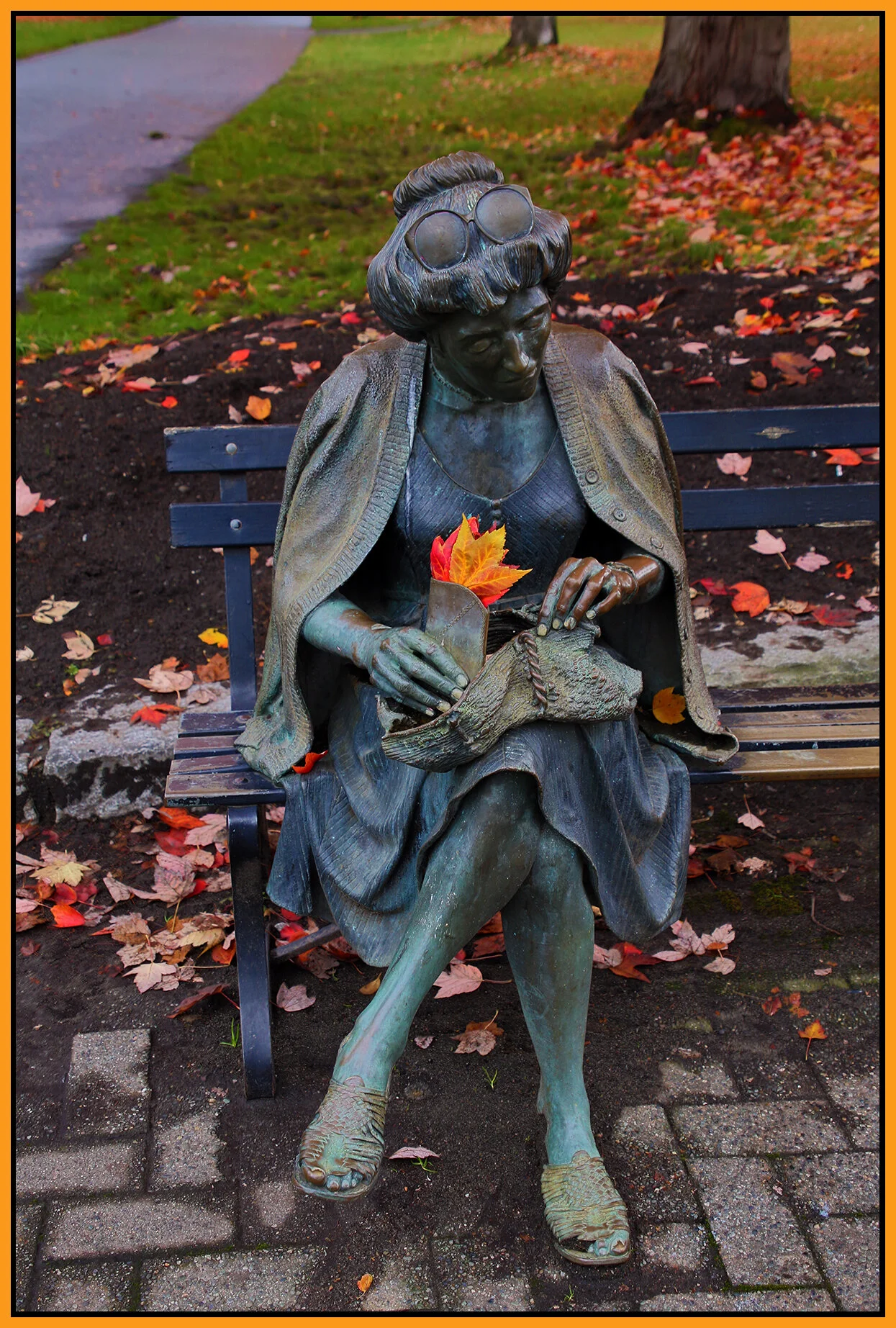 Fall Leaves on Denman St Art_Nov 5_2020_HDR_3B5241_4x6s.jpg