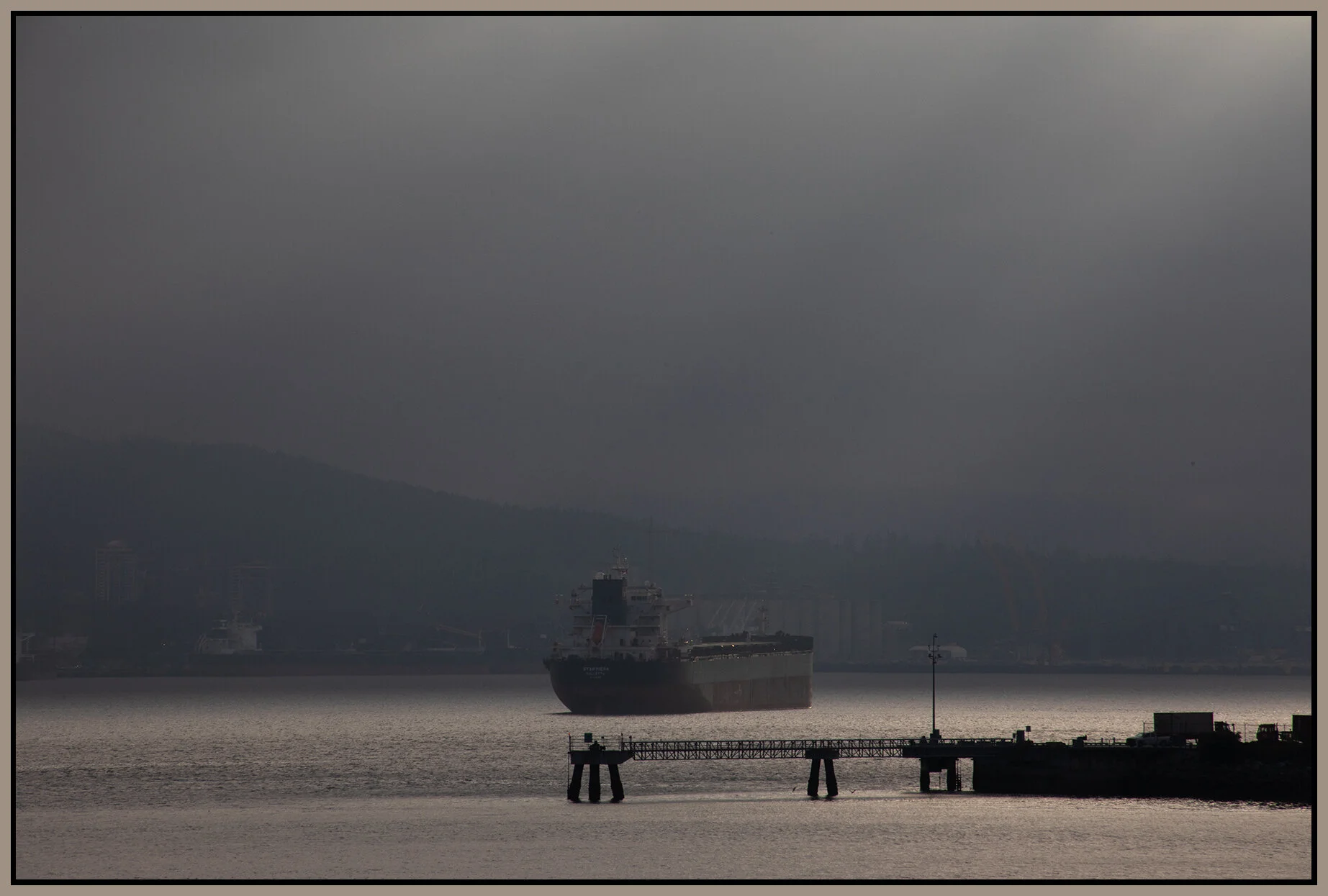 Vancouver Harbour Ship_Aug 8_2019_CR2_E5963_4x6s.jpg