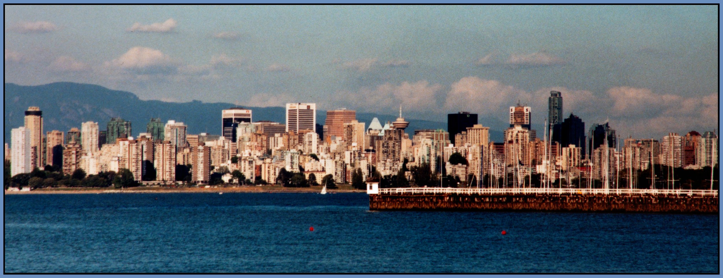 Vancouver from Jericho Beach_Jul 24_2001_0420Pan_4x11s.jpg