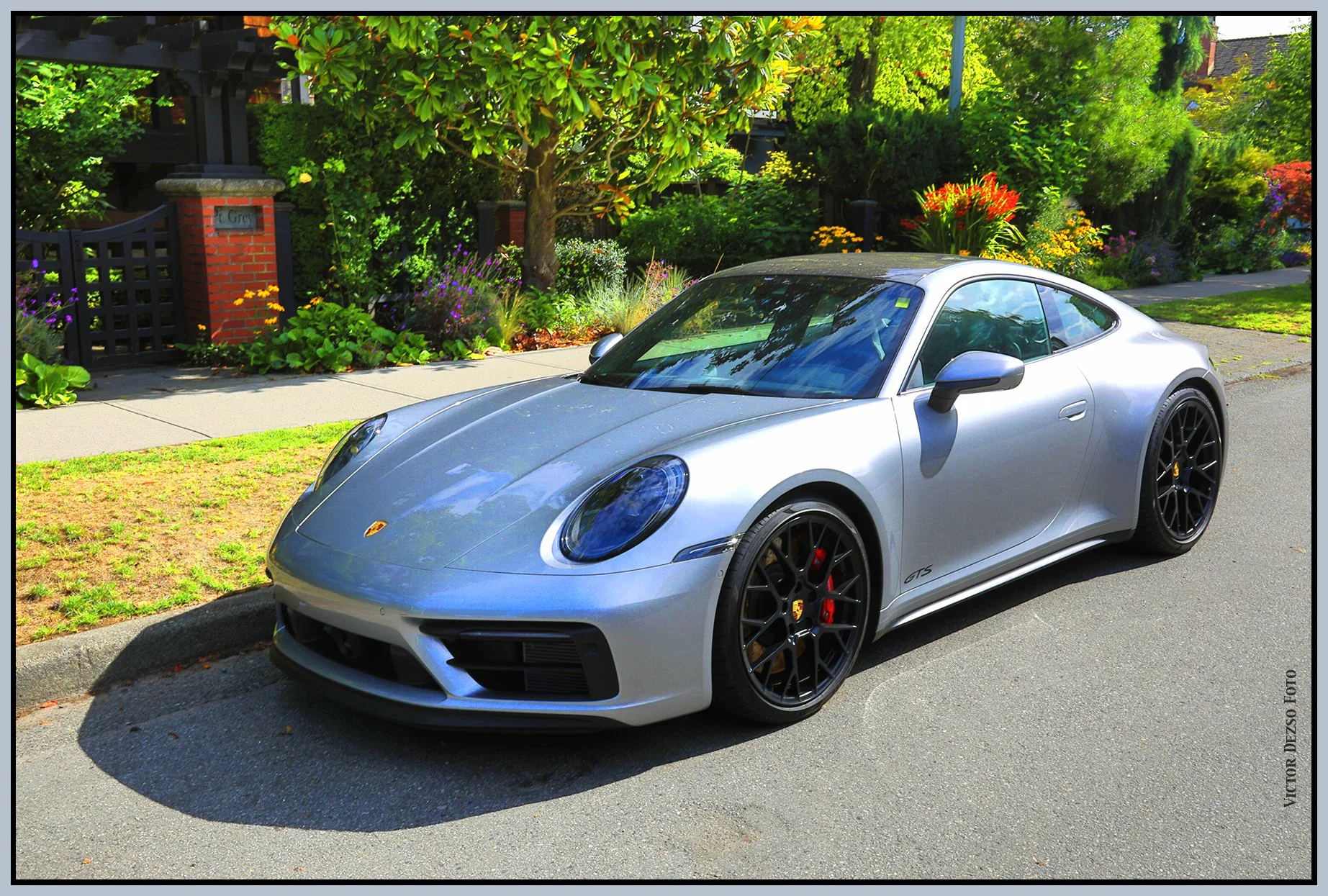 Porsche 911_Point Grey Rd_Jul 29_2026_HDR_4L7176_peWater_4x6s.jpg