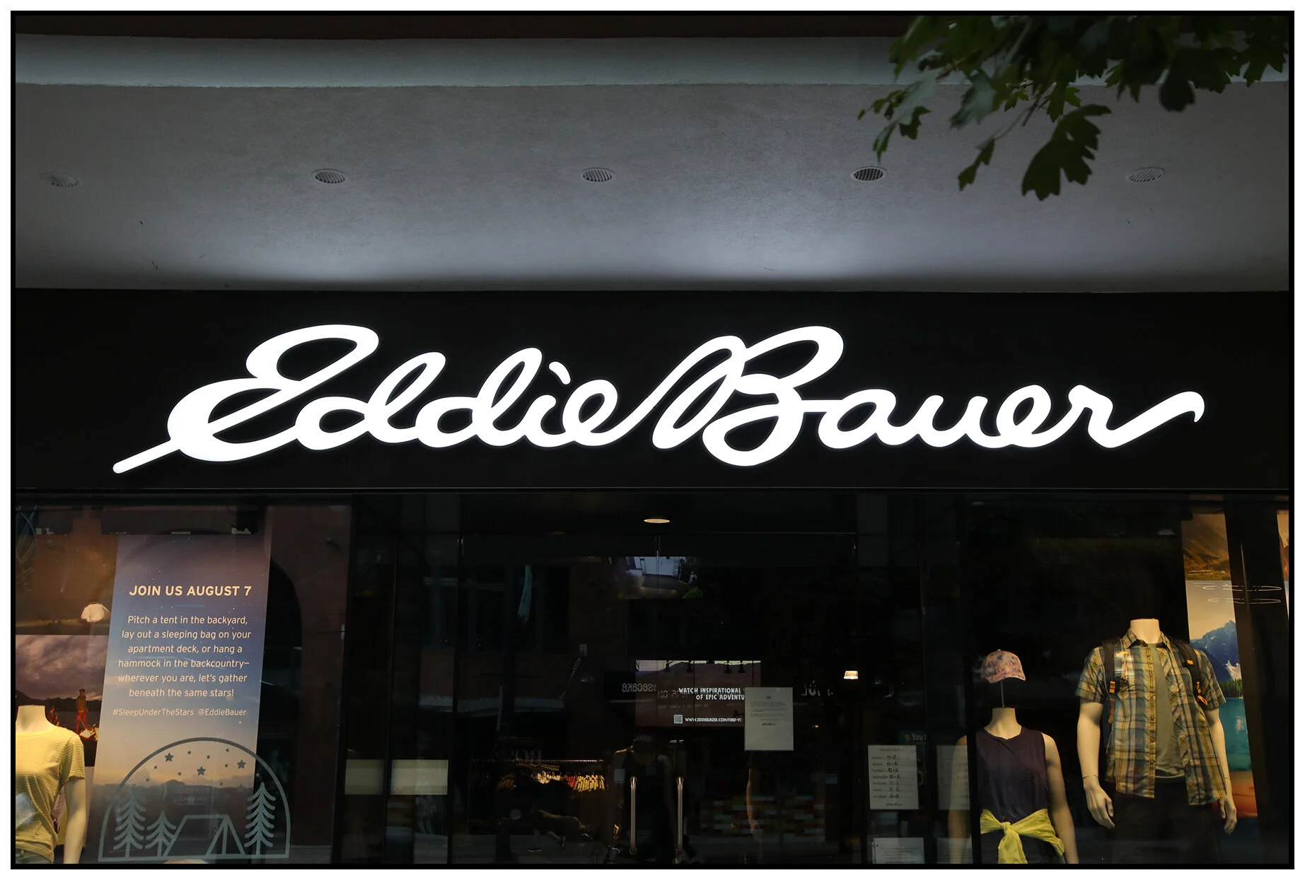 Eddie Bauer Sign_Aug 8_2021_HDR_4G2446_4x6s.jpg