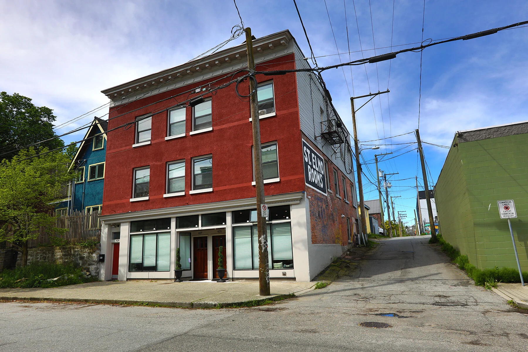 425 Campbell Ave_May 6_2020_HDR_4F6985_4x6.jpg