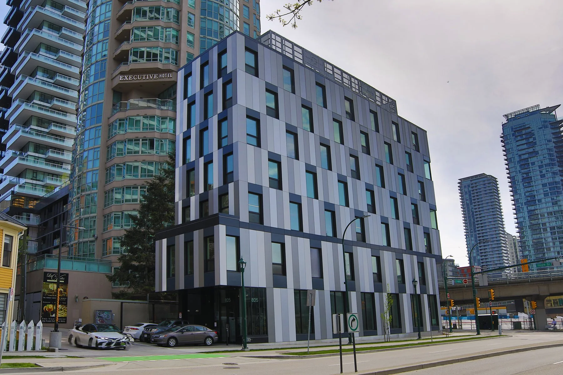 825 Pacific St_May 4_2023_HDR_A8371_4x6.jpg