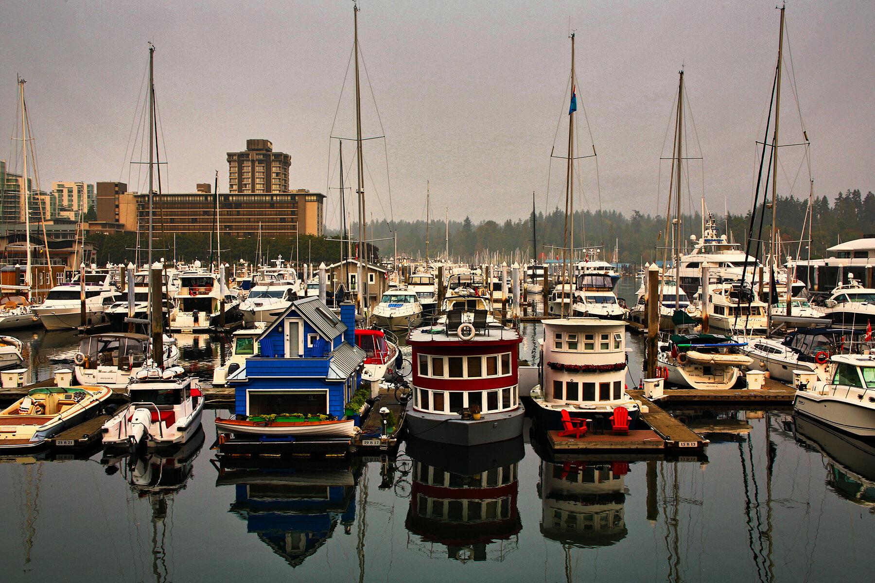 Coal Harbour Houseboats_Sep 16_2020_HDR_3B2561_peWw_4x6.jpg