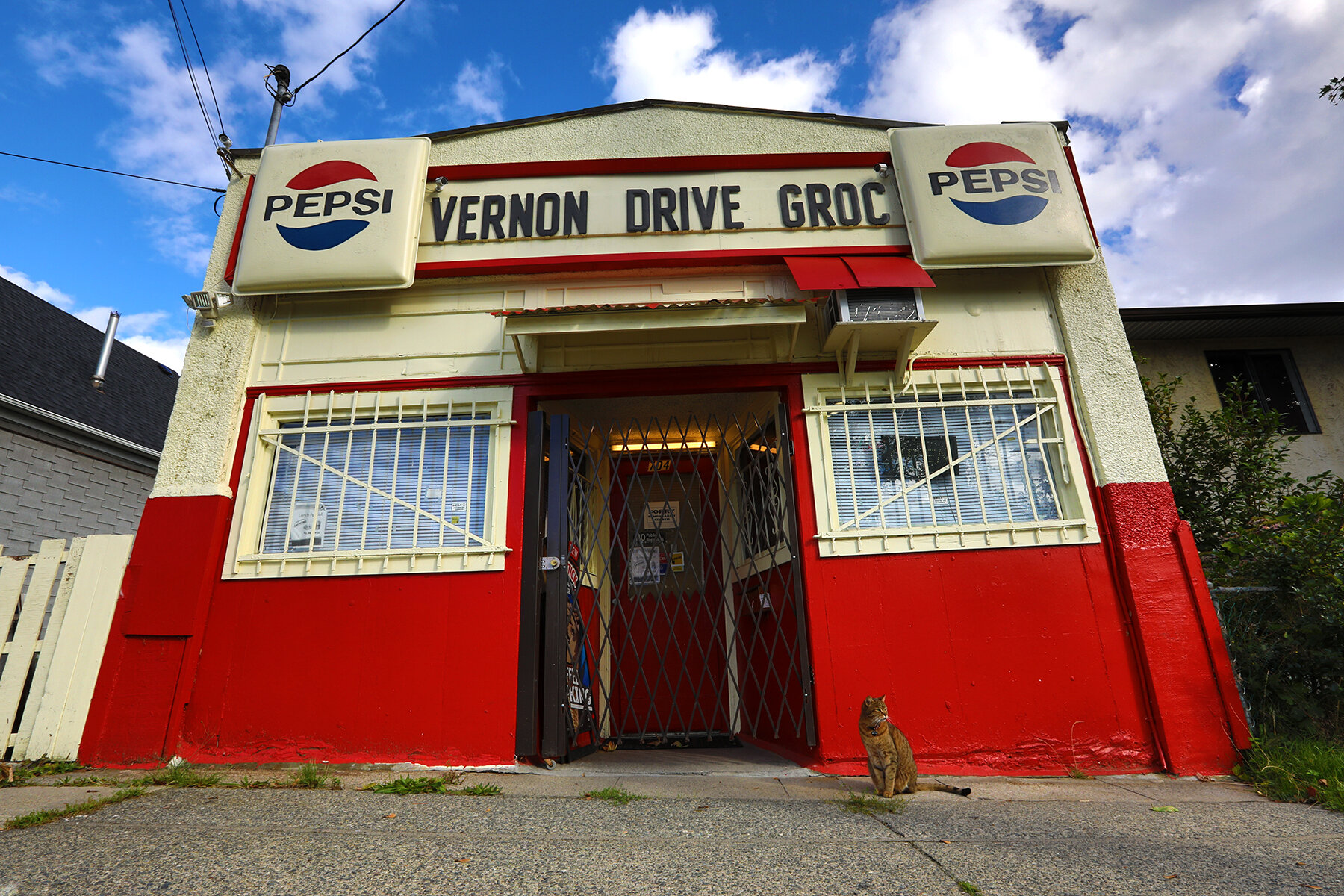 704 Vernon Drive Groc_Sep 25_2020_HDR_4G4663_4x6.jpg