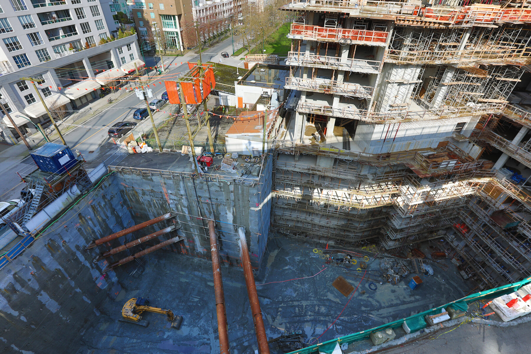 Vancouver House Const_Apr 9_2017_HDR_A8530_4x6.jpg