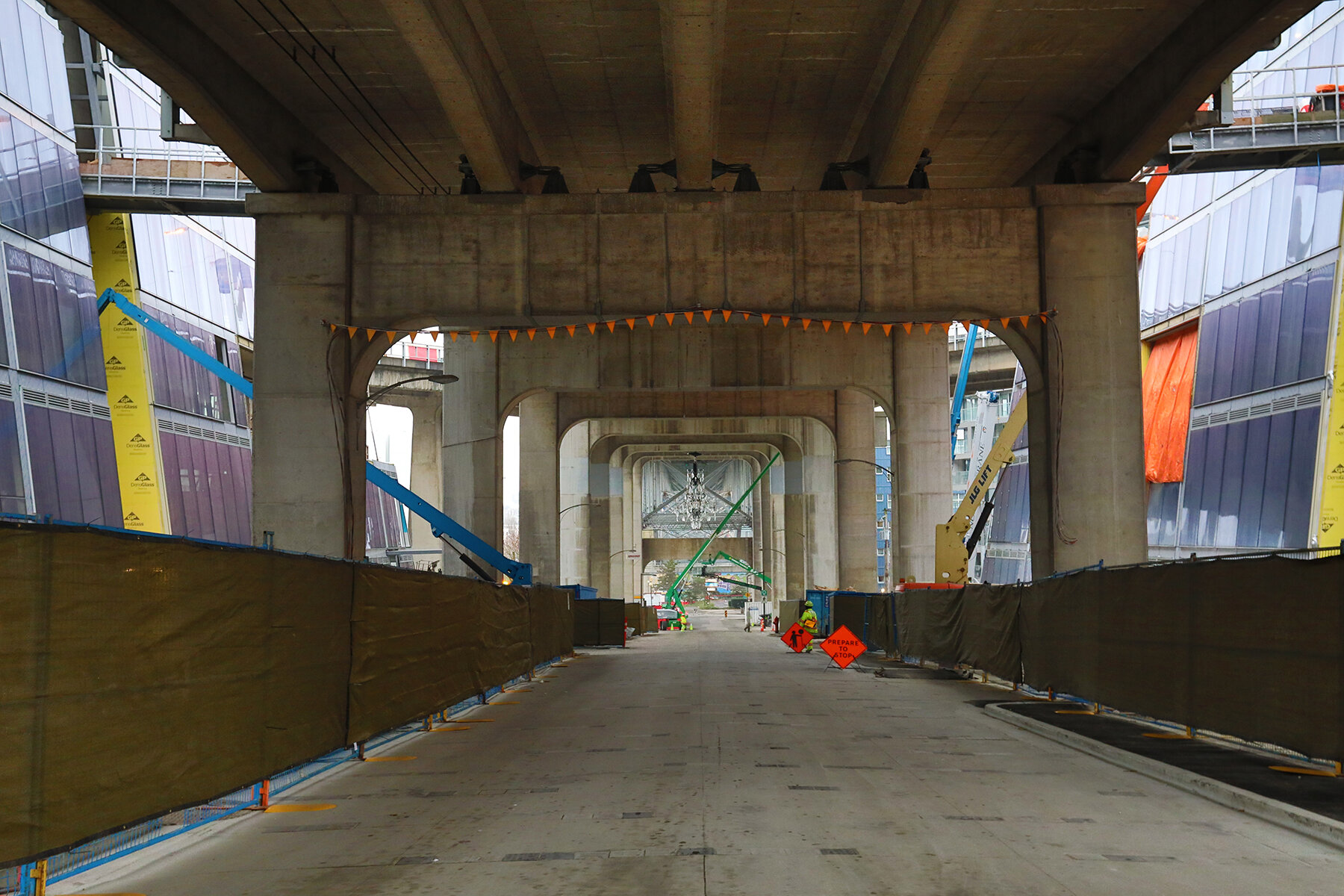 1400 Granville Chandalier Const_Dec 2_2019_HDR_F6496_4x6.jpg