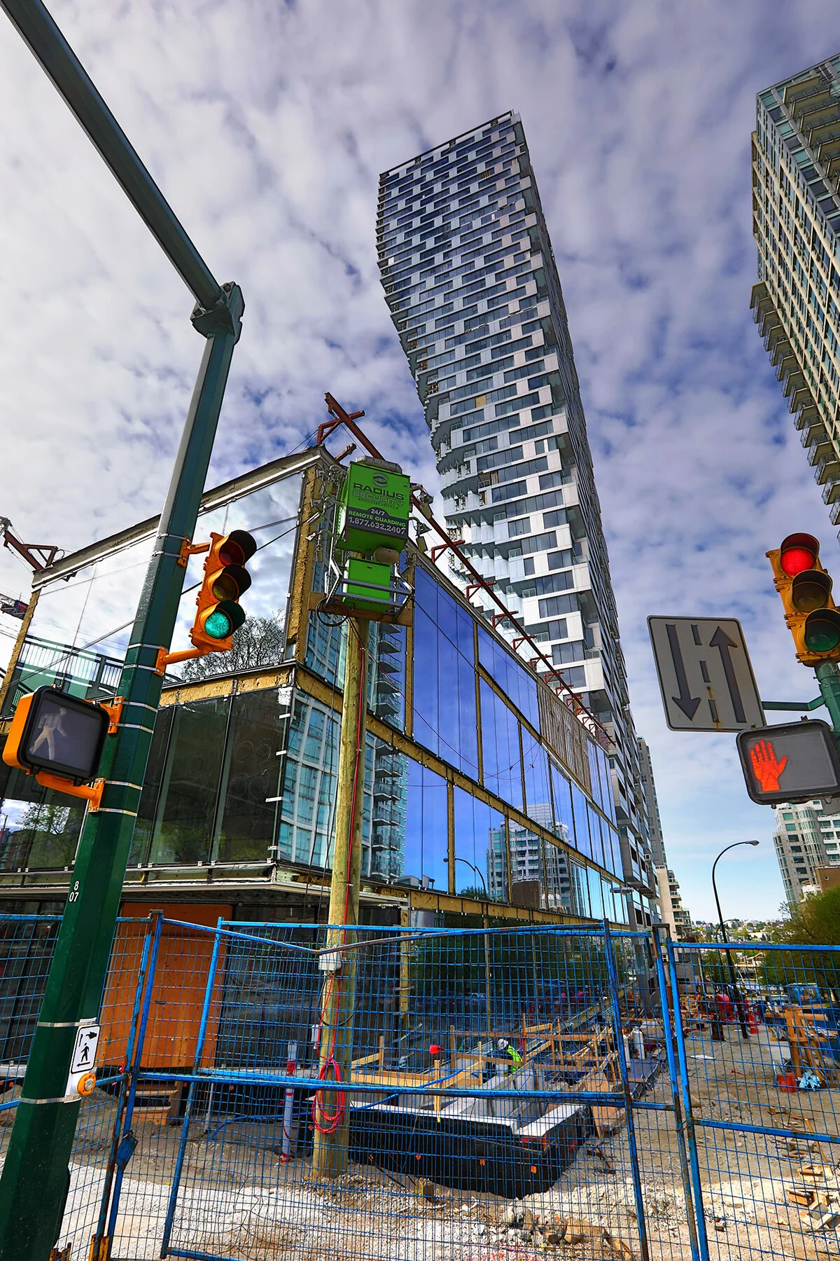 Vancouver House Const_May 8_2019_HDR_E9380_4x6.jpg