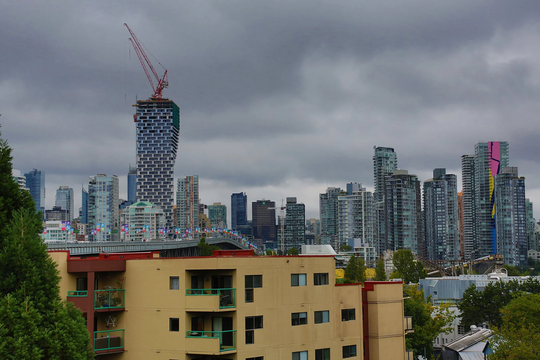 Vancouver House Const_Sep 11_2018_HDR_A7280_4x6.jpg