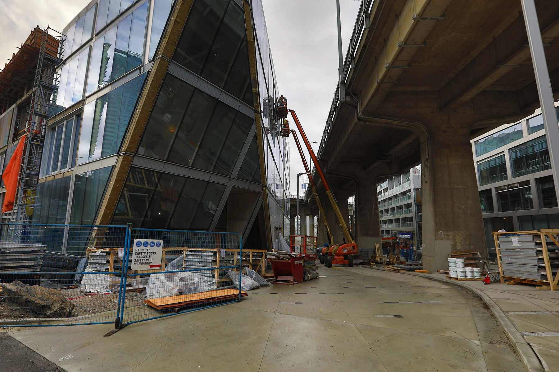 685 Pacific St Const_Jan 27_2020_HDR_F3913_4x6.jpg