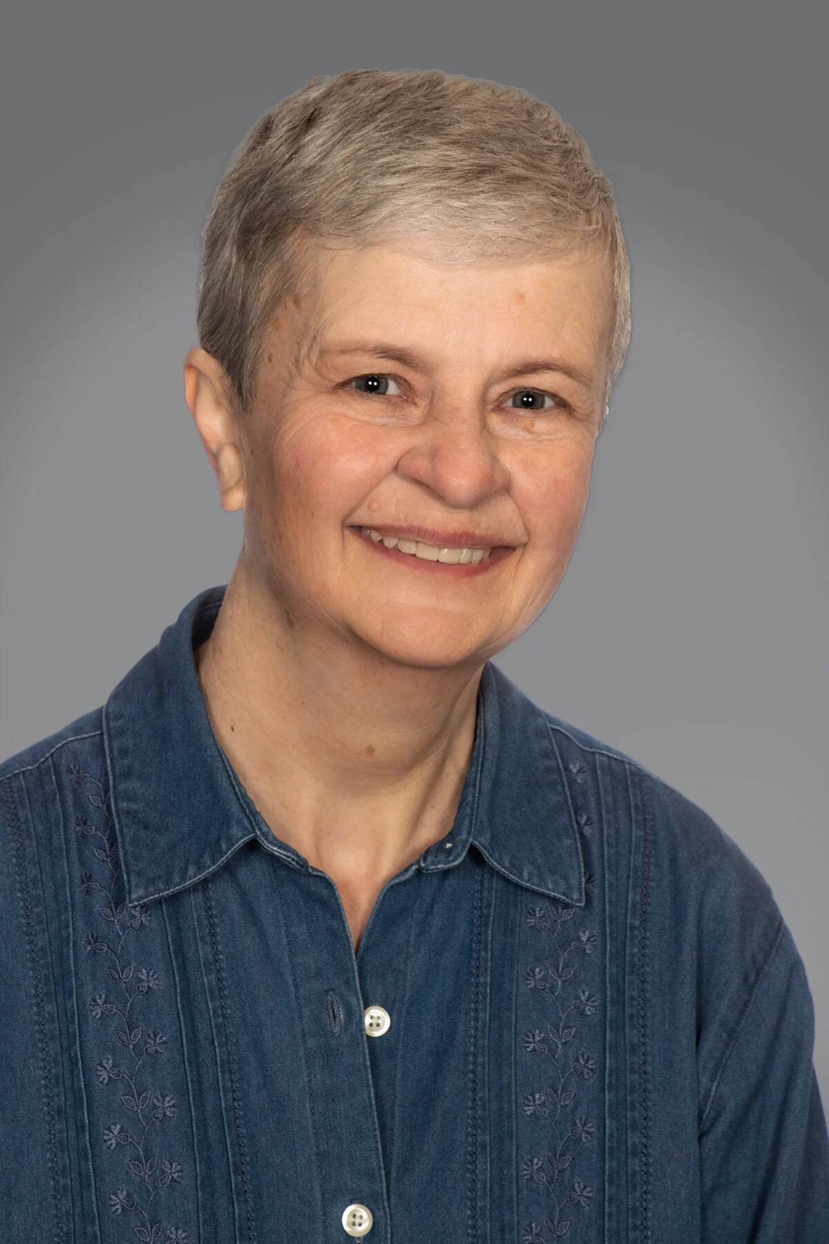 Shirley_Dec 15_2020_CR2_4G9807_pp_4x6.jpg