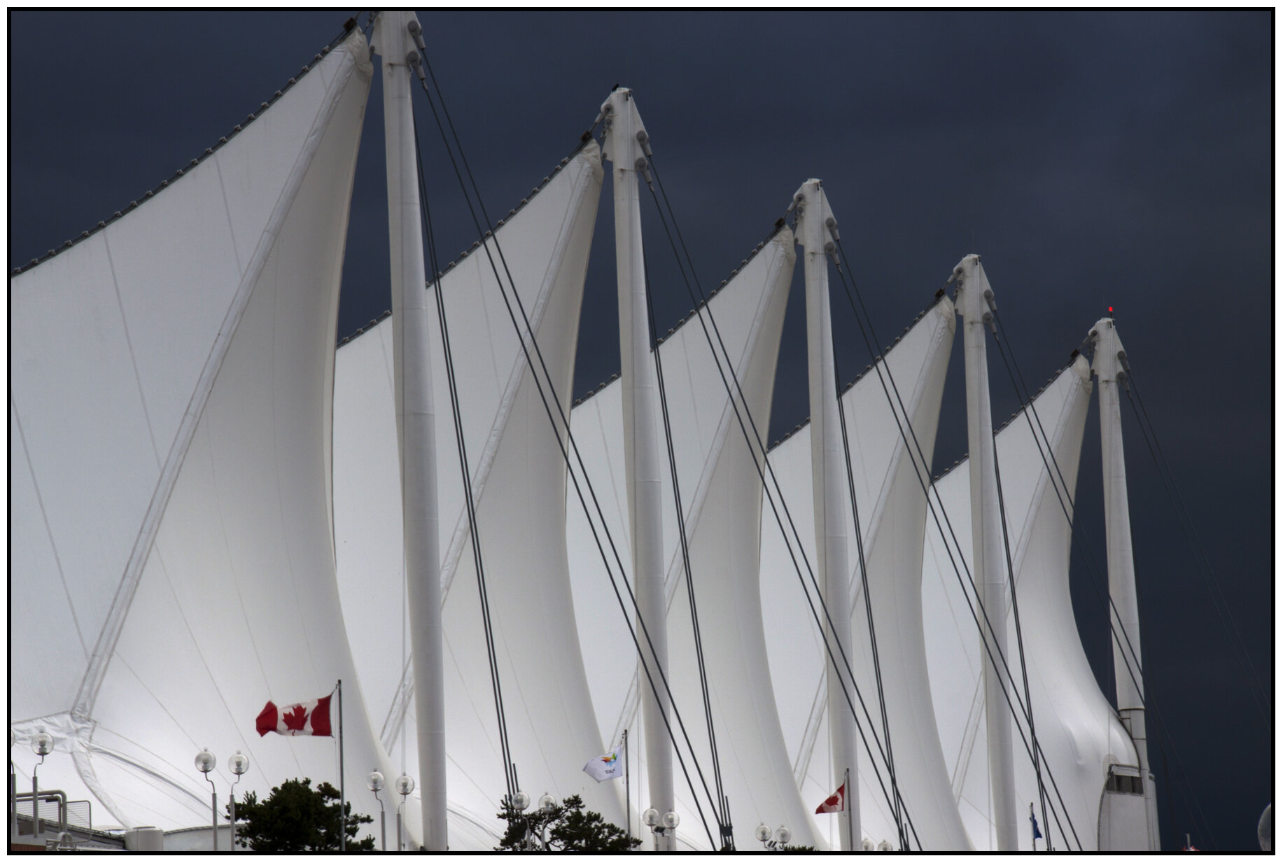 The Sails_Jun 11_2011_9951_4x6s.jpg