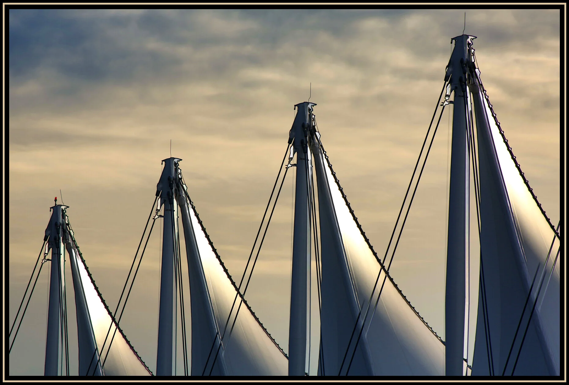 The Sails_Mar 26_2013_HDR_A8624_4x6s.jpg