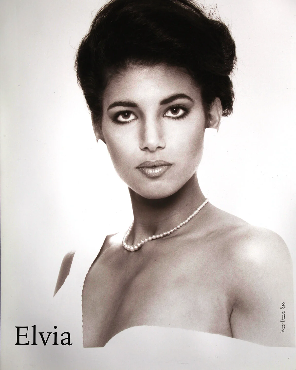 Elvia_1980's_8x10_8409_4x6.jpg