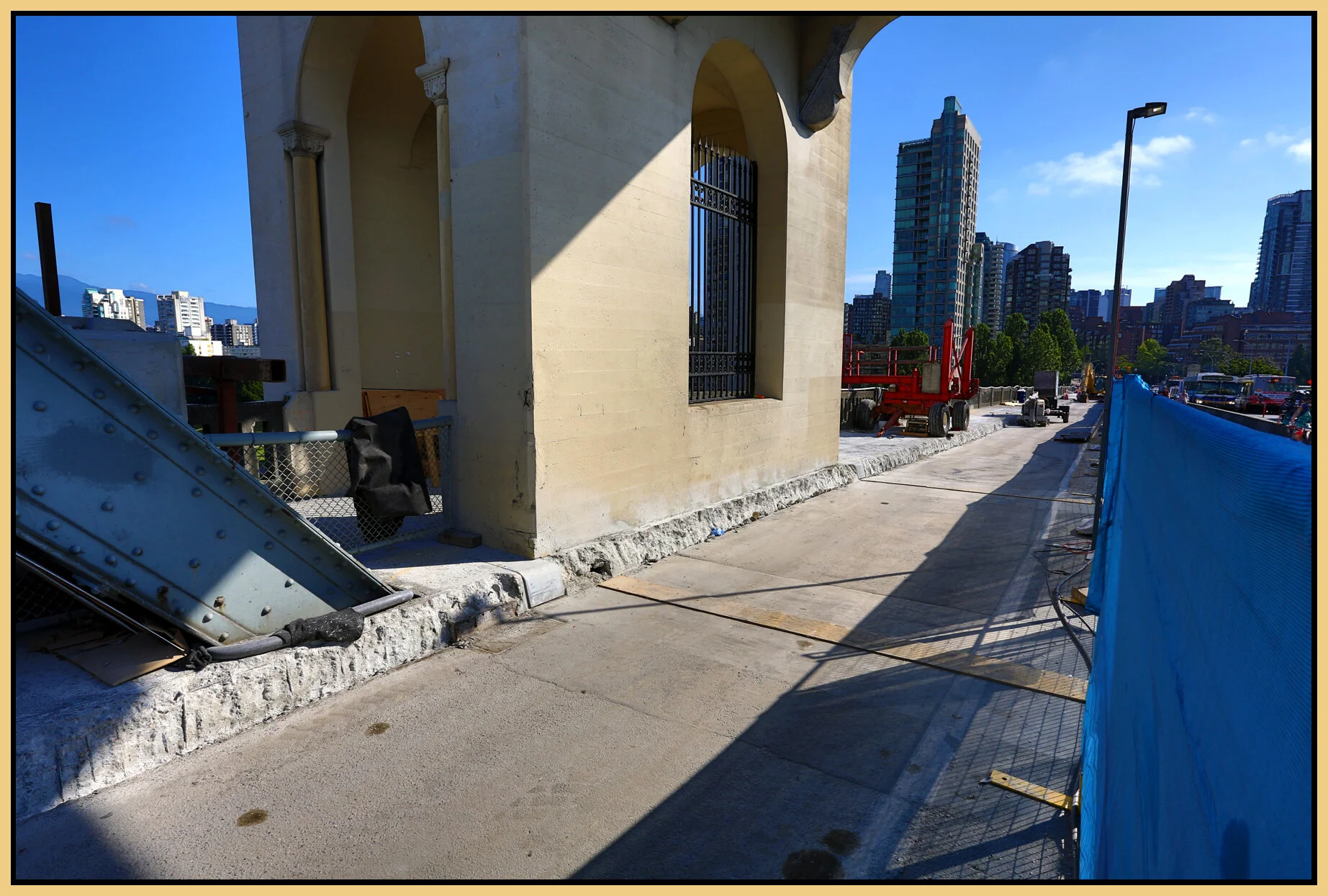 Burrard Bg Const_Jul 27_2016_HDR_L7968_4x6s.jpg