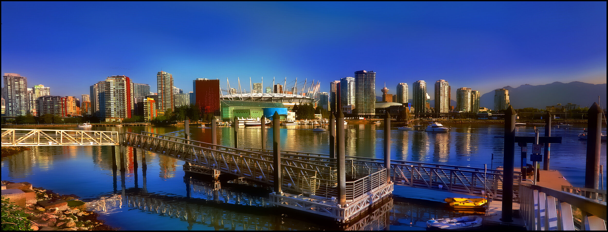 Science World 180_Aug 6_2019_HDR_Pan_E4697_1.2_peJade_4x10s.jpg