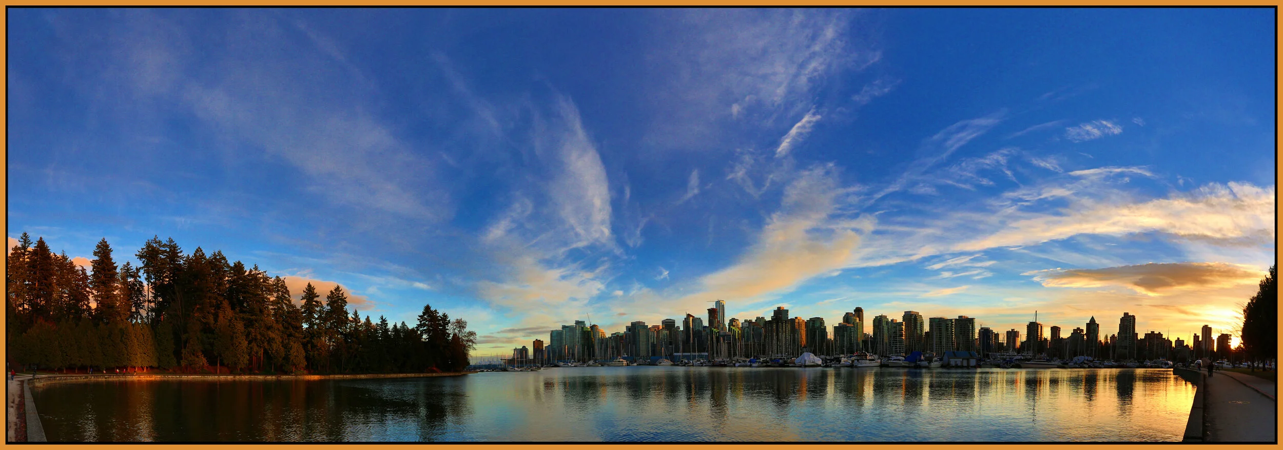 Stanley Pk Seawalk_Nov 22_2014_HDR_Pan_F7517_2_peVib_4x11s.jpg