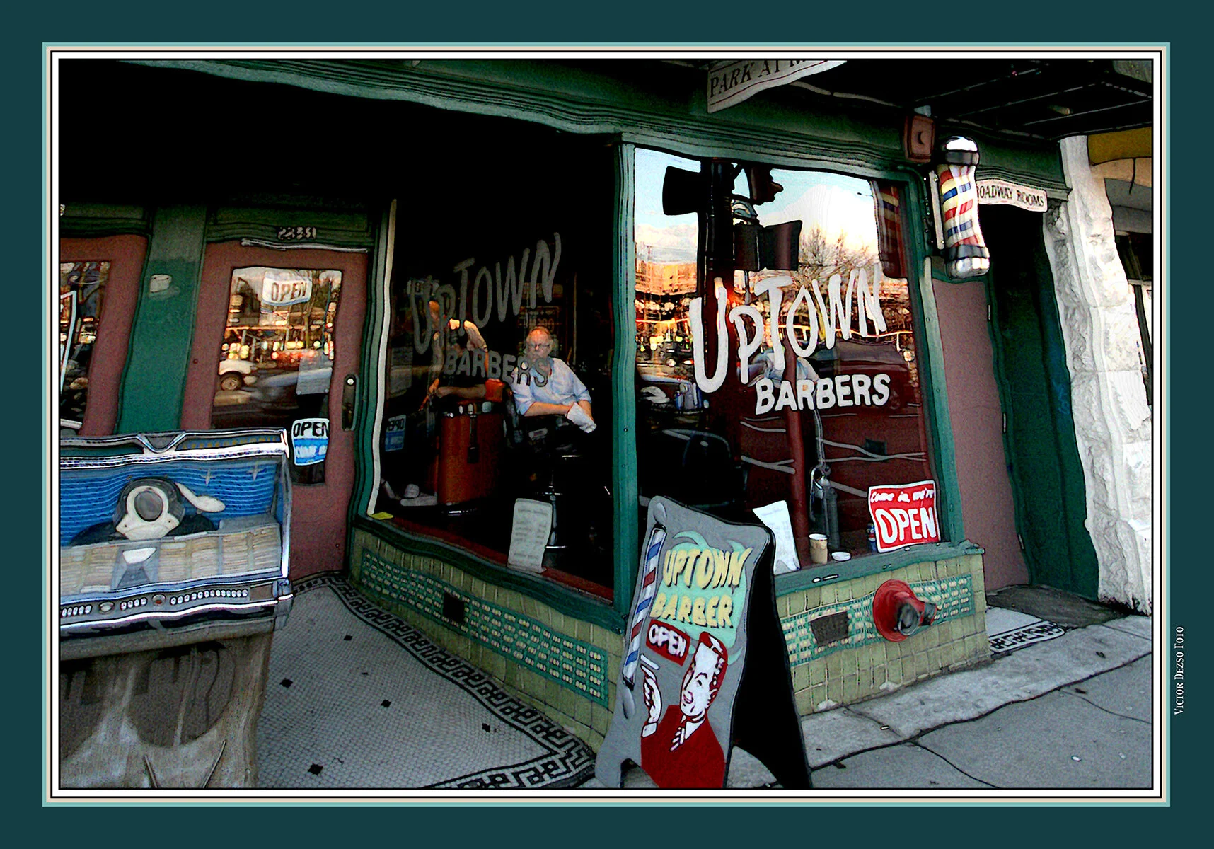 Uptown Barbers Main St_Jan 20_2007_0071_3_4x6s.jpg