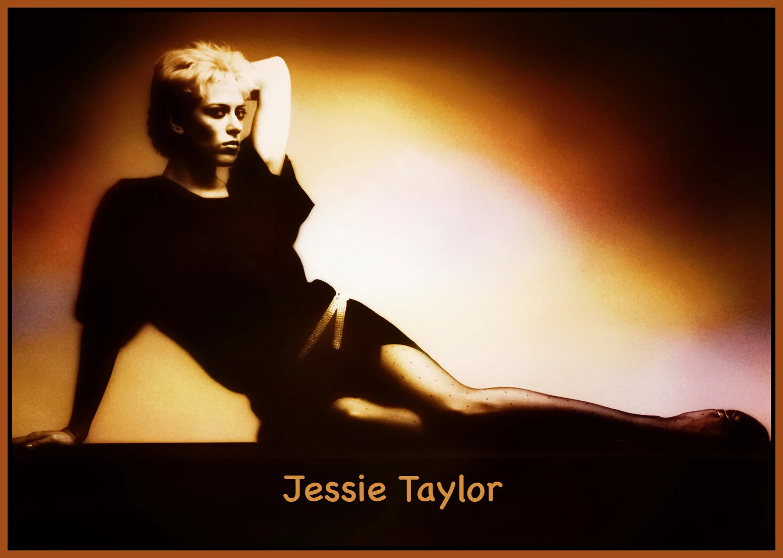 Jesse Taylor_9071_4x5_pellanpBw_Sepia_OlsnartMute_VioletDrm_4x5s.jpg