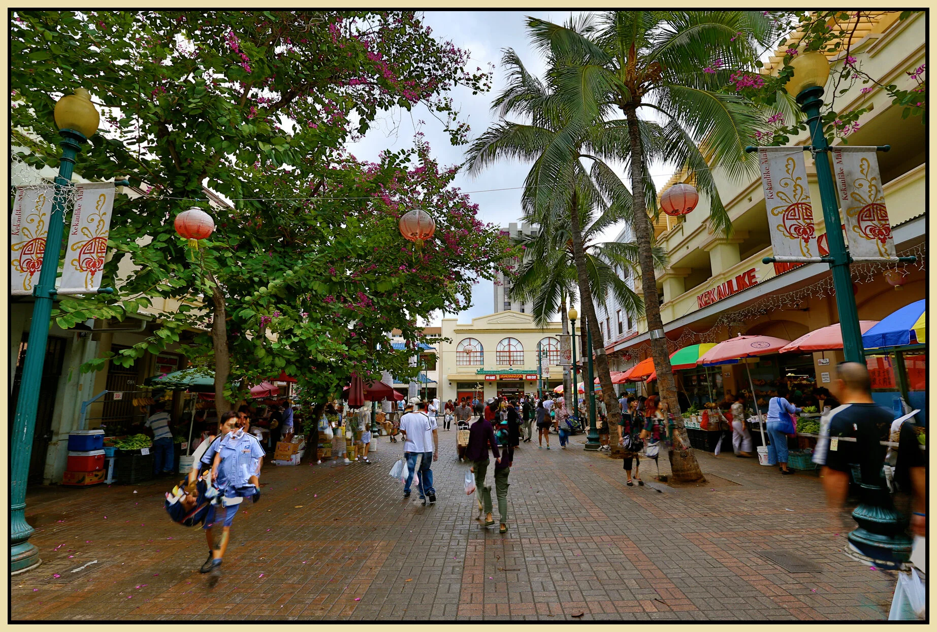 Hawaii Chinatown_Nov 17 2012_HDR_C9577_4x6s.jpg