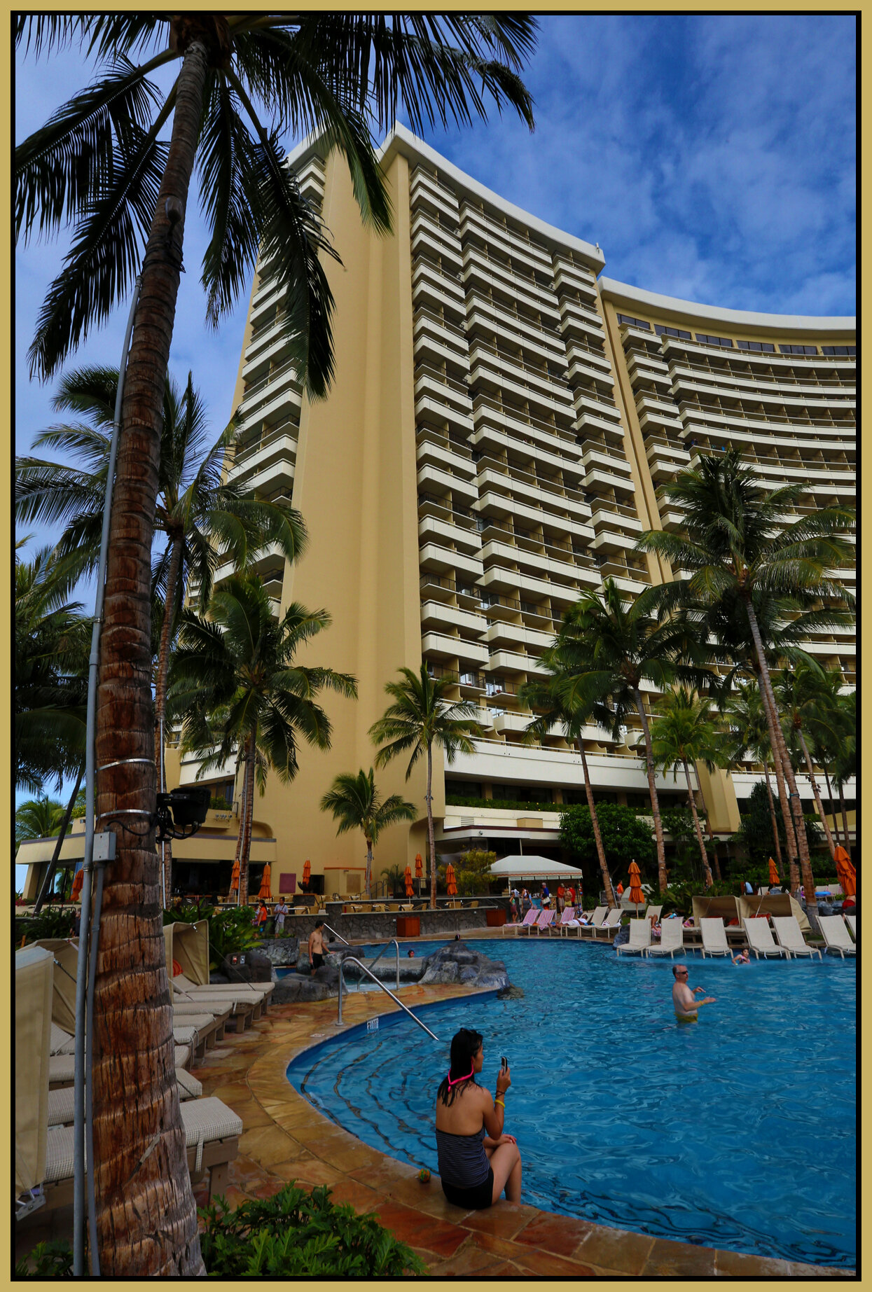 Hawaii_Nov 22_2012_HDR_C7376_4x6s.jpg