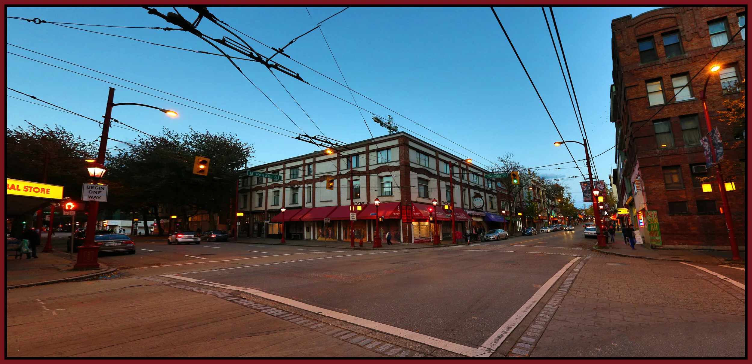 Chinatown_Oct 26_2014_HDR_Pan_F0352_4x8s.jpg