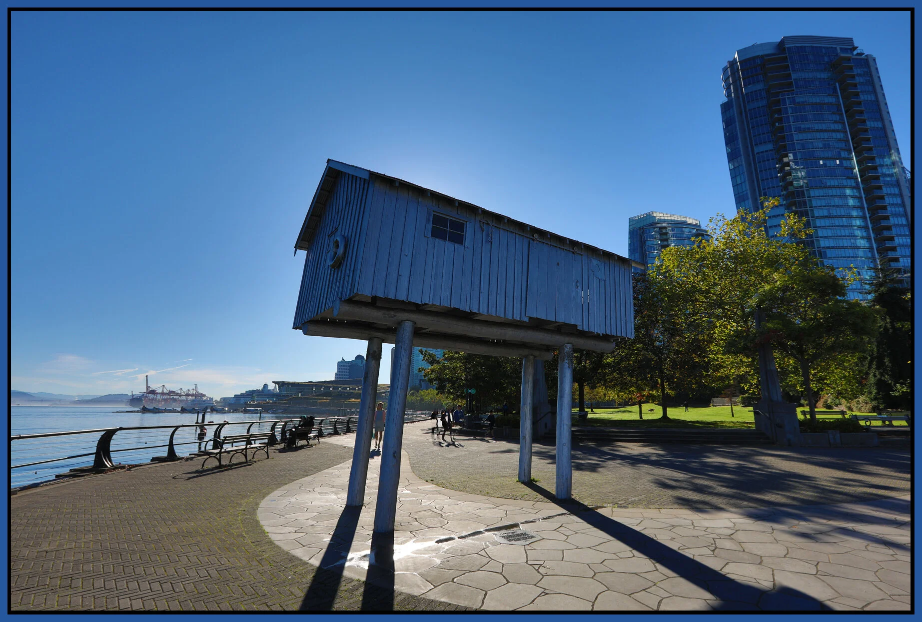 Coal Harbour W Art_Sep 27_2017_HDR_B6086_4x6s.jpg