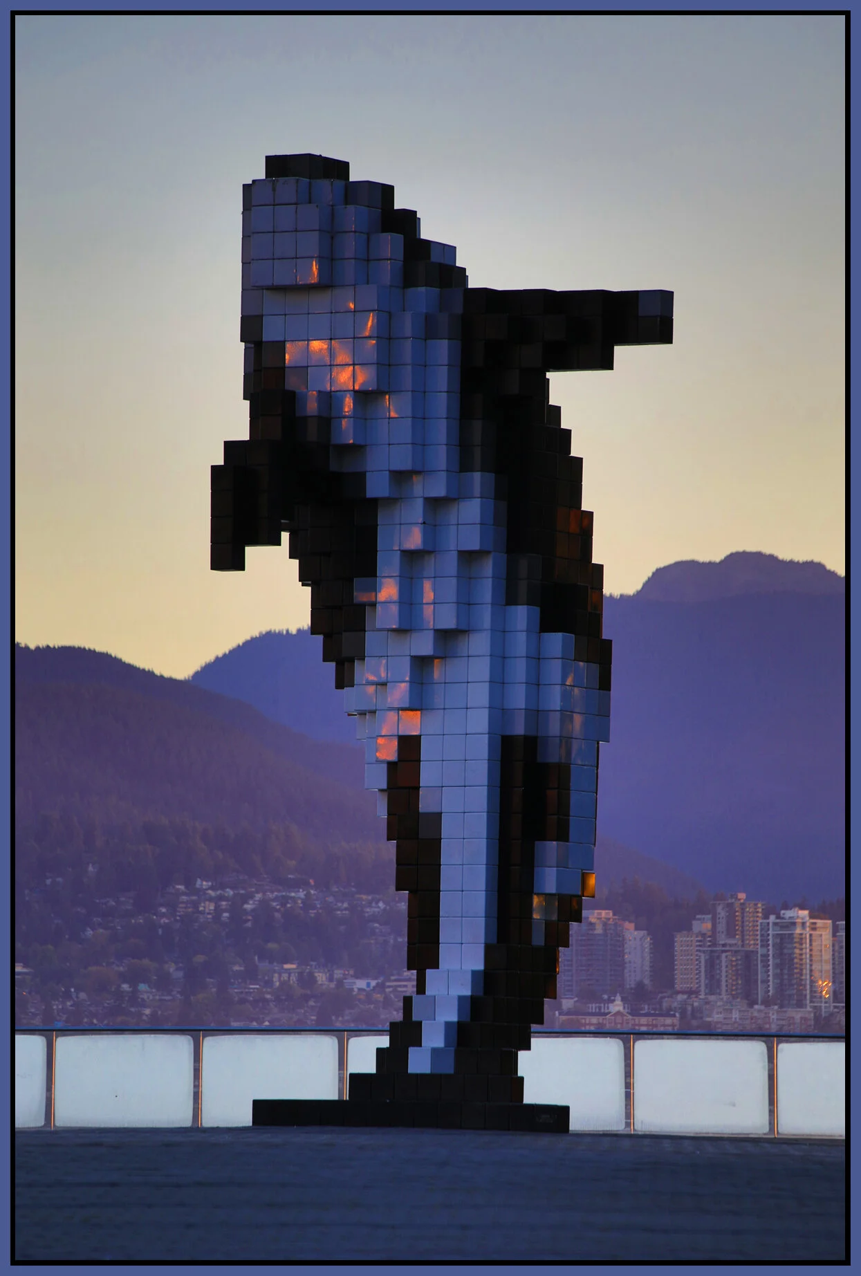 Jack Poole Plaza Art_Oct 5_2017_HDR_B8913_4x6s.jpg