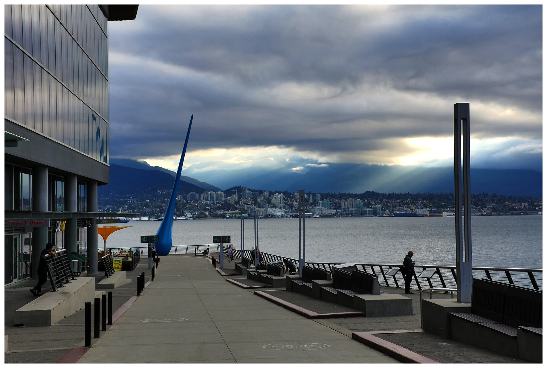 The Drop in Coal Harbour_Aug 2_2018_HDR_C8167_4x6s.jpg