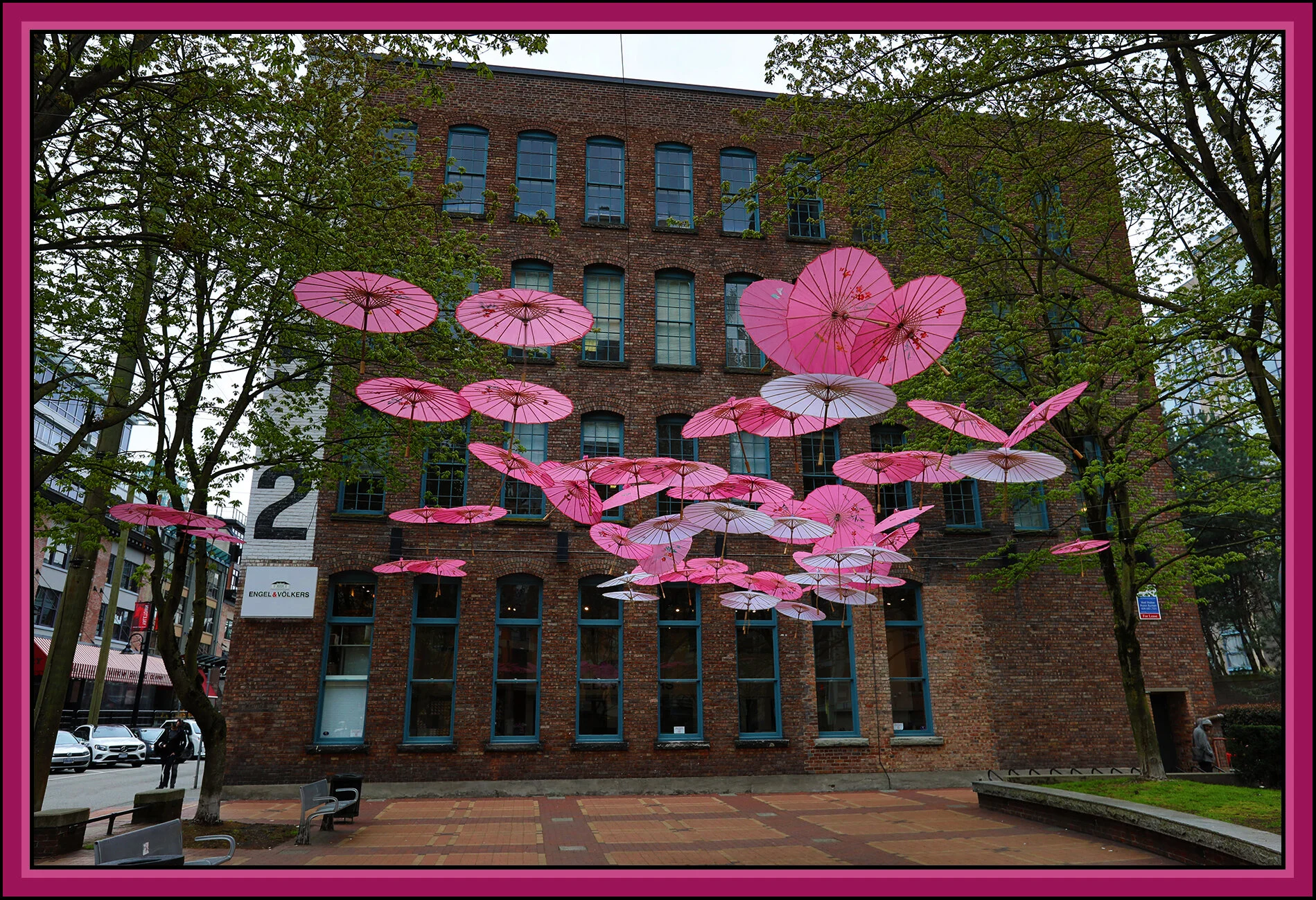 Umbrellas in YaletownArt_Apr 16_2019_HDR_E2236_4x6s.jpg