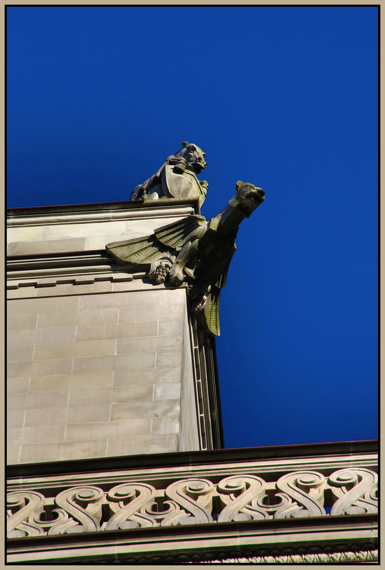 Hotel Vanc Gargoyles_Apr 14_2015_HDR_F3428_4x6s.jpg
