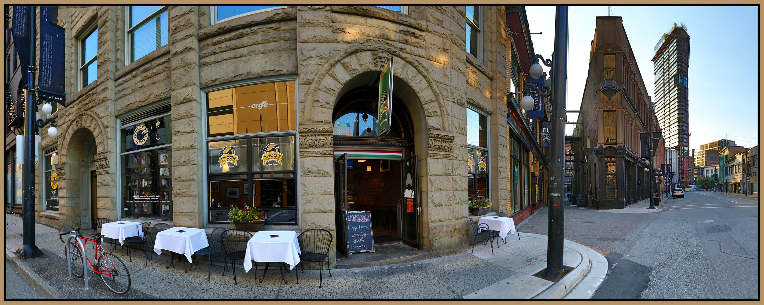 Gastown Café_Aug 25_2014_HDR_Pan_F3461_4x10s.jpg