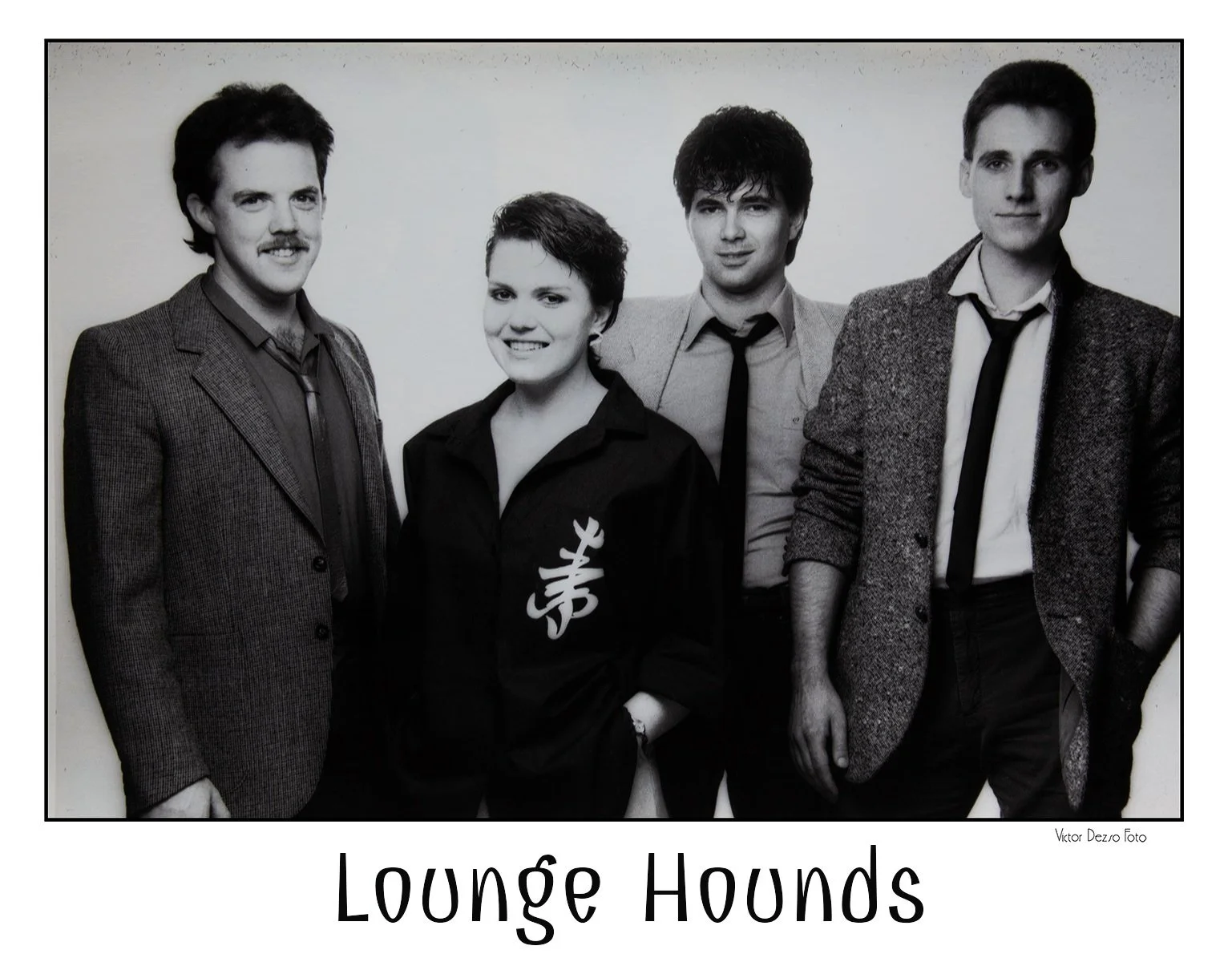 Lounge+Hounds_4645_4x5.jpg