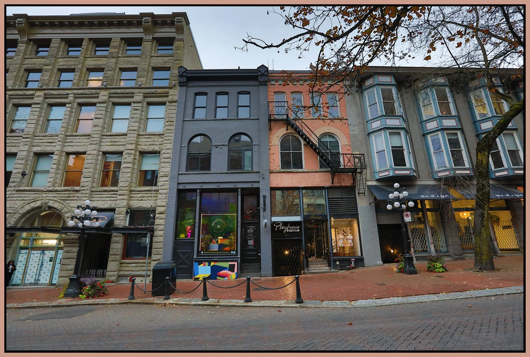 Gastown 350 Water St_Oct 2_2023_HDR_5C6732_4x6s.jpg