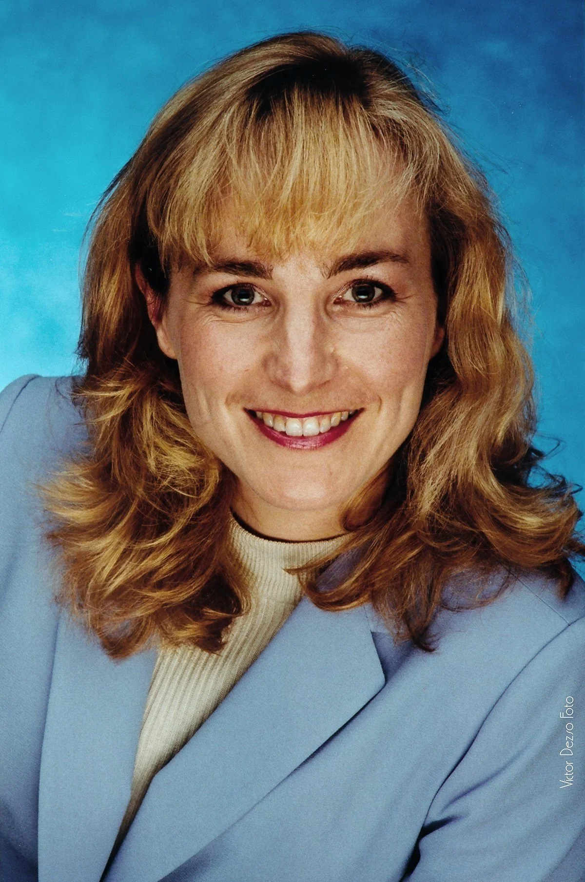 1990%27s_9019_4x6.jpg