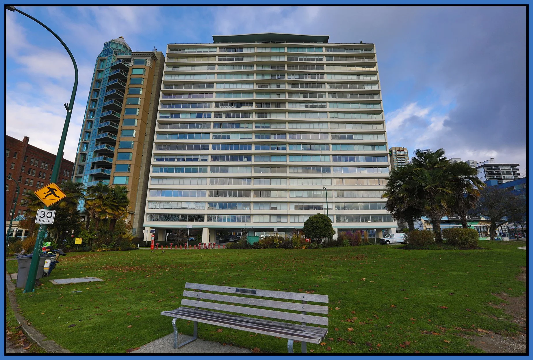1835 Morton Ave English Bay_Nov 15_2024_HDR_5E5122_4x6s.jpg
