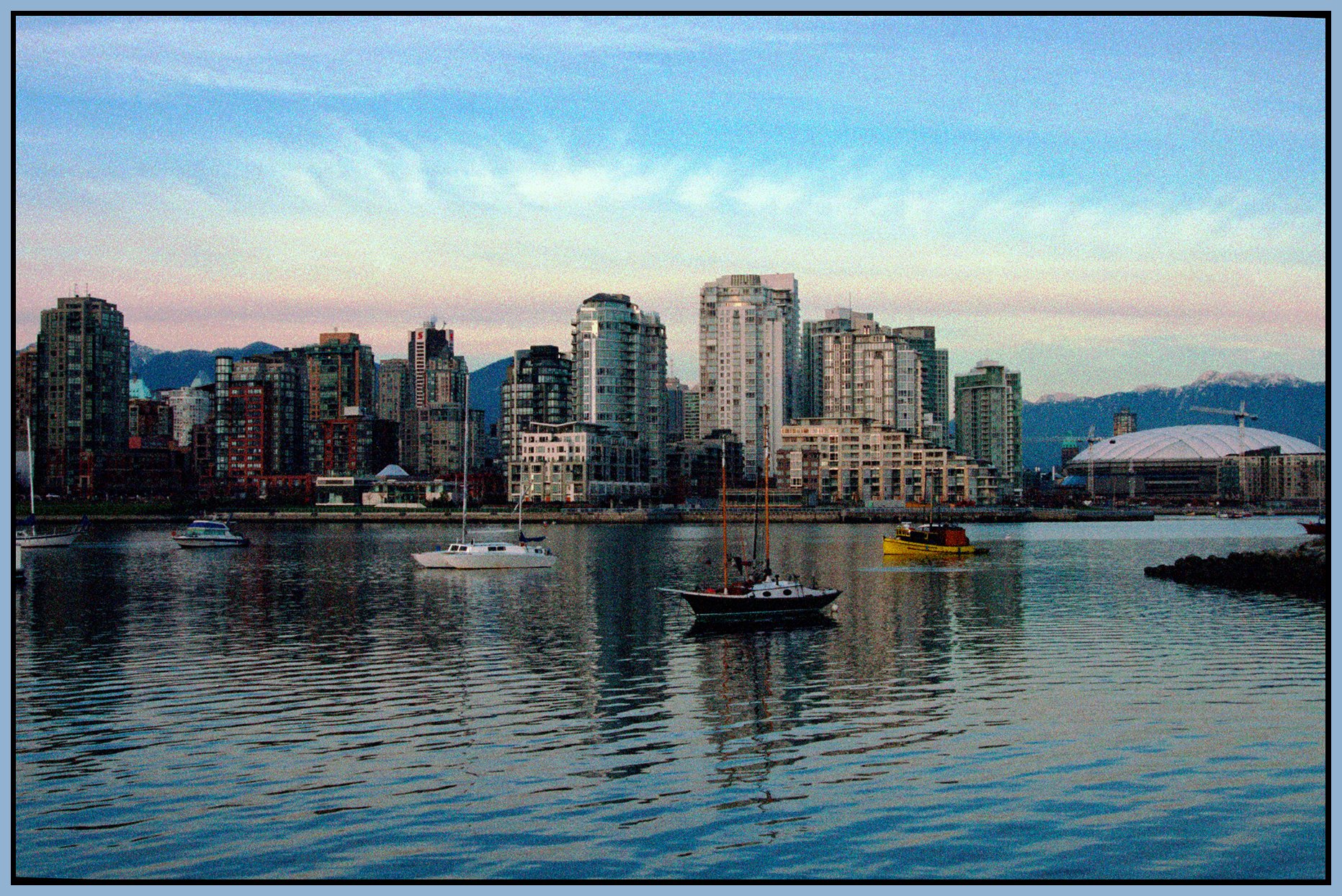 1.5 View Vancouver_Nov 12_2007_peFH_4x6s.jpg