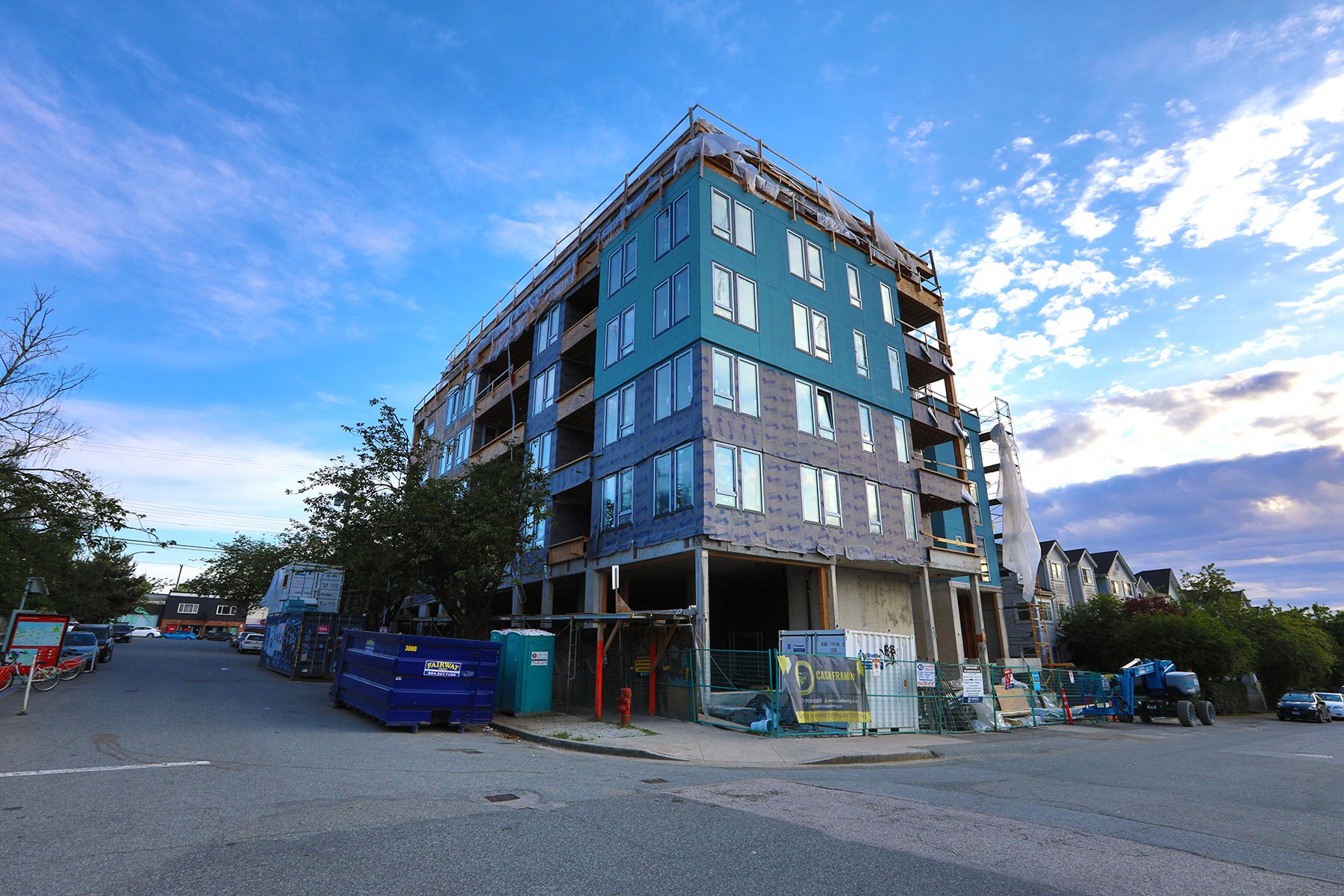 815 Commercial Dr Const_May 17_2024_HDR_4H8935_4x6.jpg