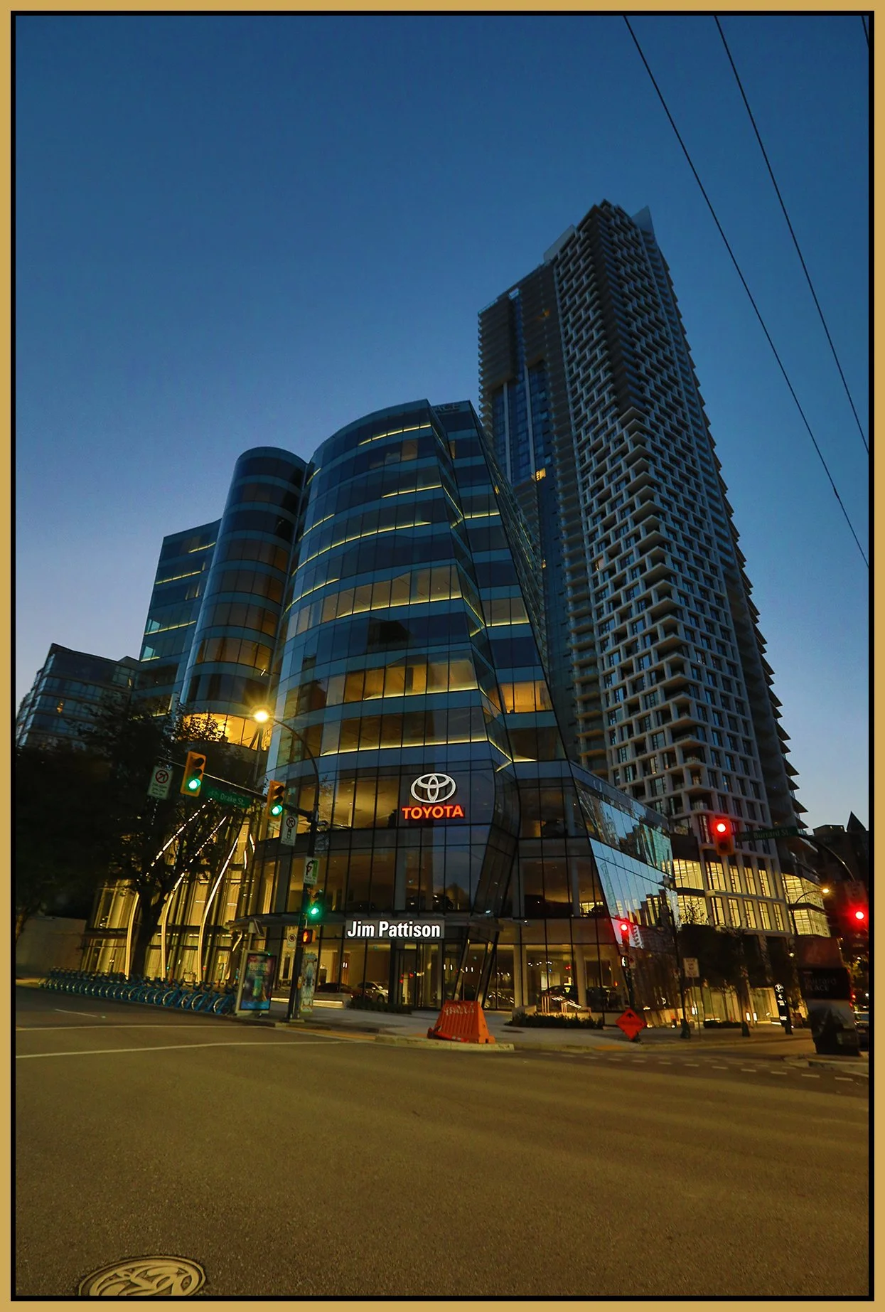 1280 Burrard St_Sep 8_2022_HDR_5B7887_4x6s.jpg