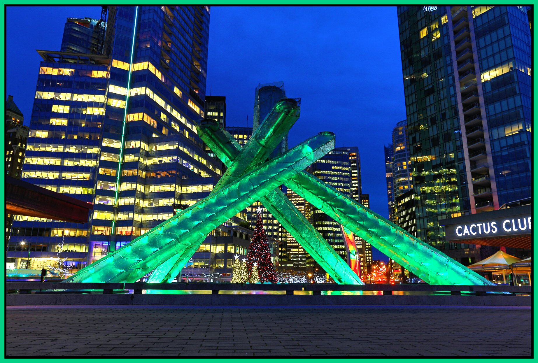 JackPoolePlaza_Dec 15_2014_HDR_F1520_4x6s.jpg