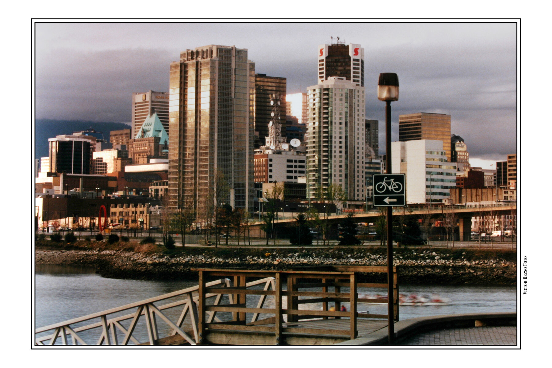 3 View_1990's_4514_4x6.jpg