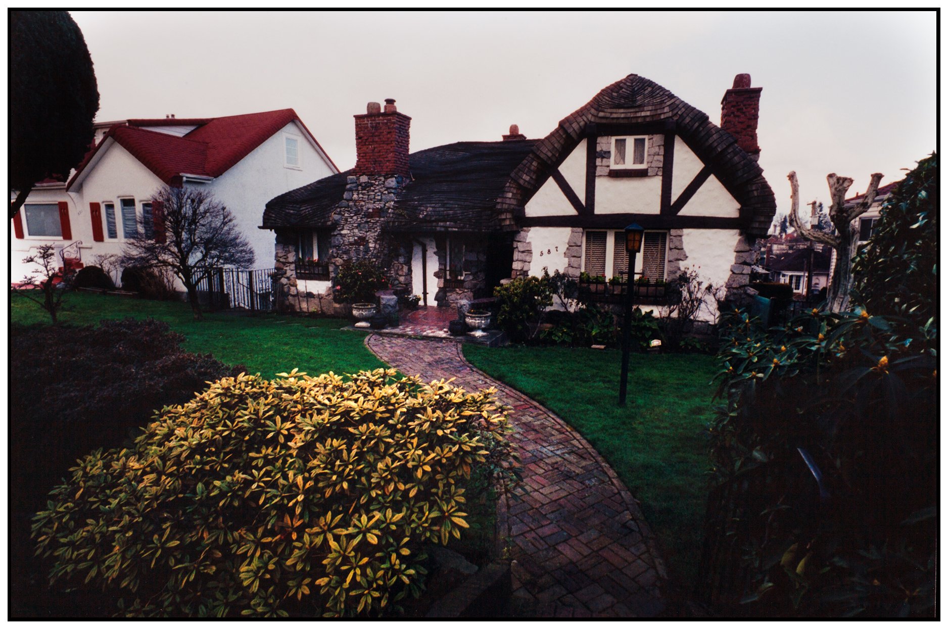 587 King Edward Blvd_1980's_8972_4x6s1.jpg