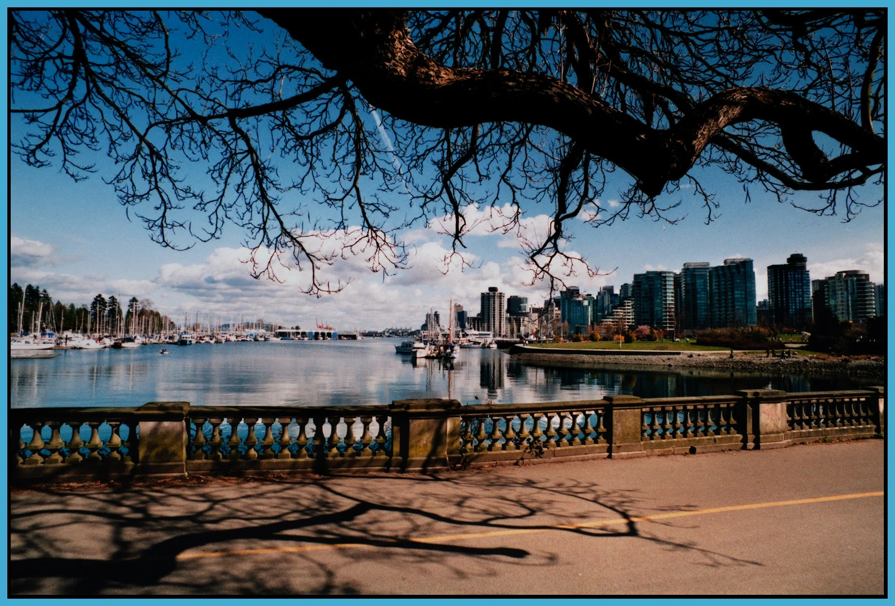 Stanley Park Lkg SE_Apr 2002_2109_4x6s.jpg