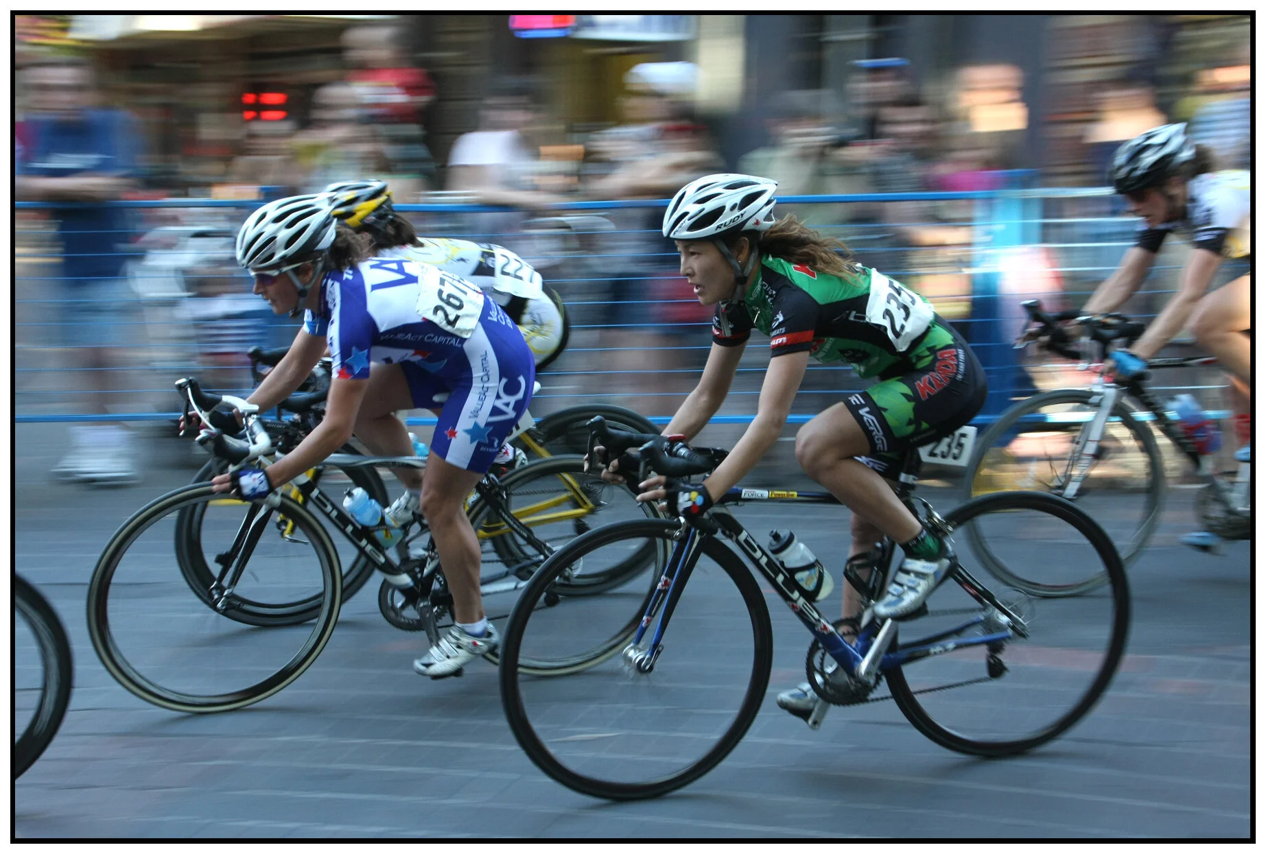 Gastown Bike Race 2008_6661_4x6s.jpg