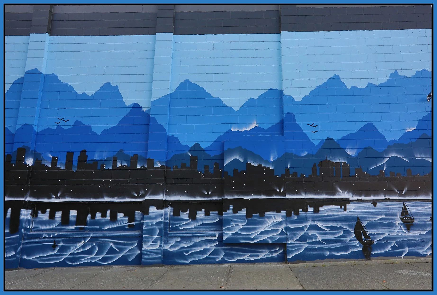 2902 Commercial Dr Mural_Sep 30_2022_HDR_5C0042_4x6s.jpg