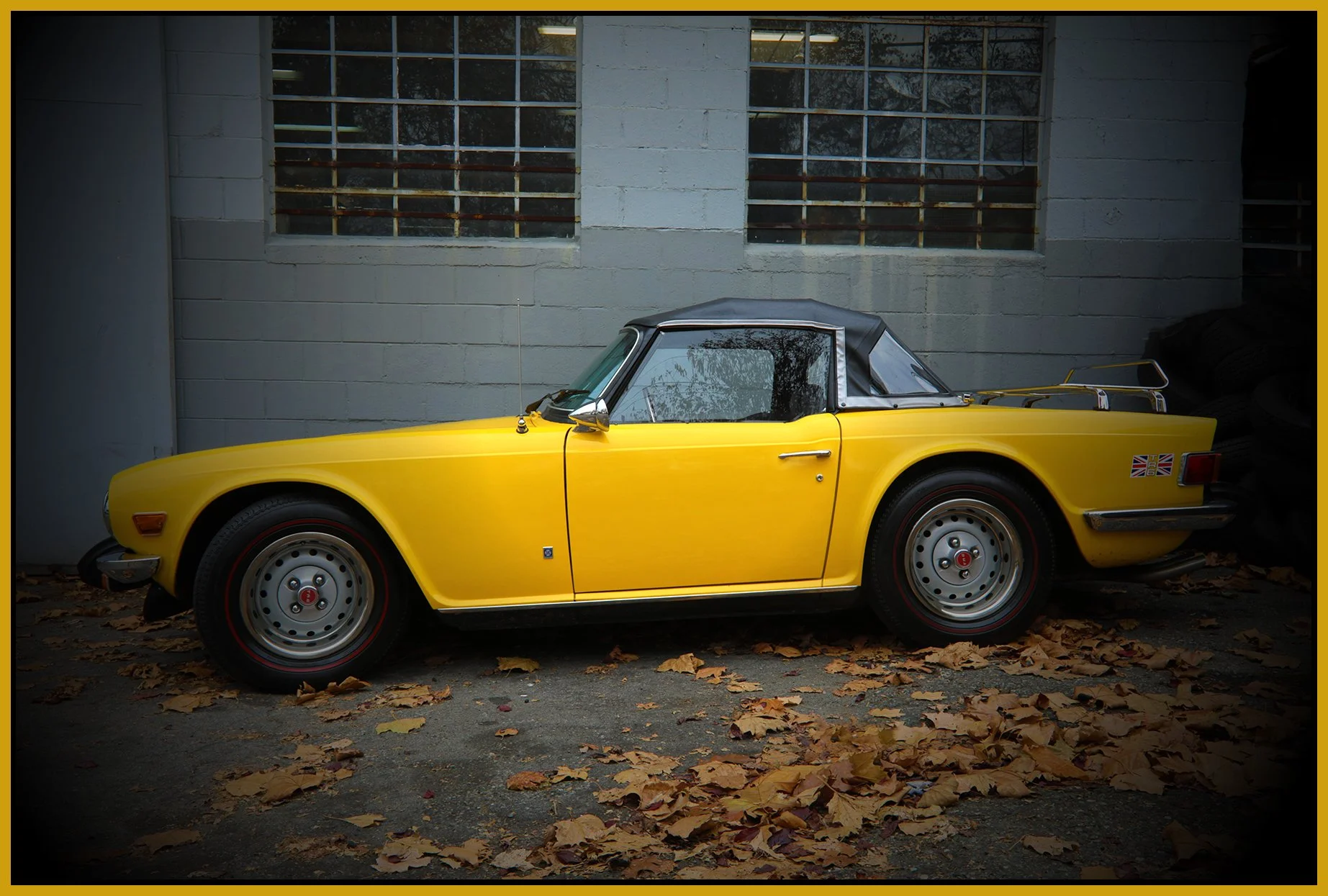 Triumph TR6_Nov 12_2025_HDR_4K5127_peIntense_4x6s.jpg