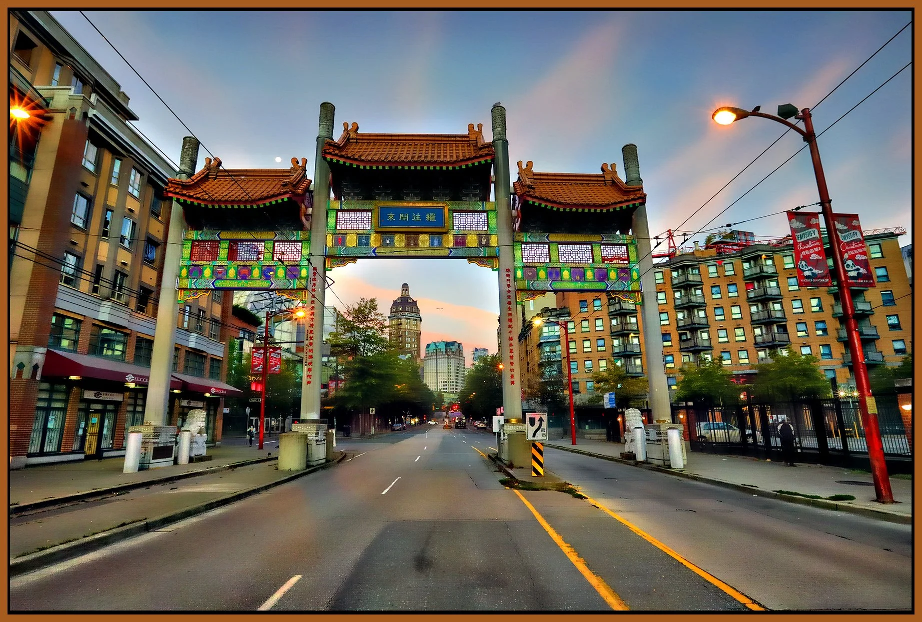Chinatown Gate W Pender St_Oct 12_2022_HDR_5C2156_peHdr2013_1_4x6s.jpg