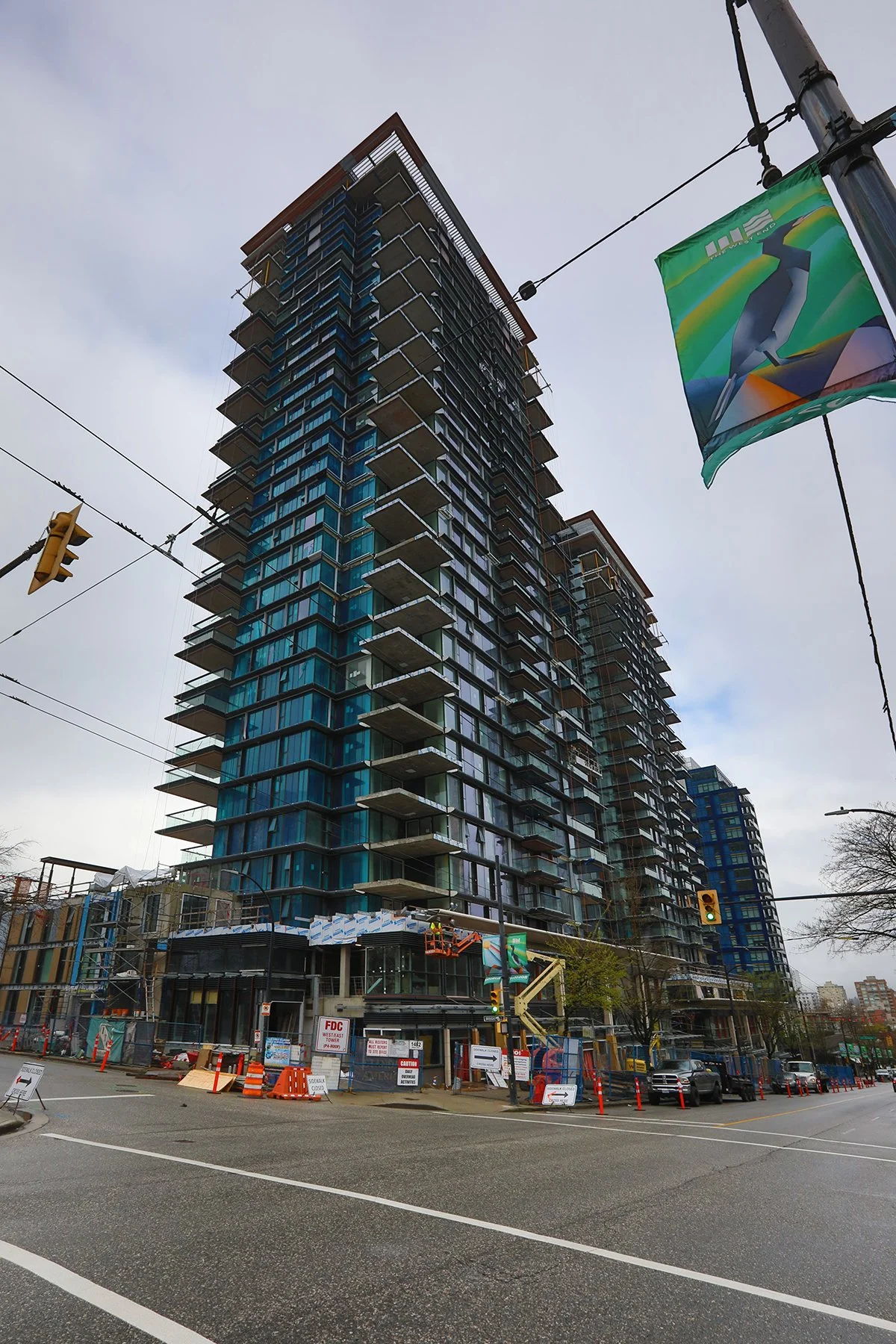 Robson Landmark Const_Apr 24_2023_HDR_5D7602_4x6.jpg