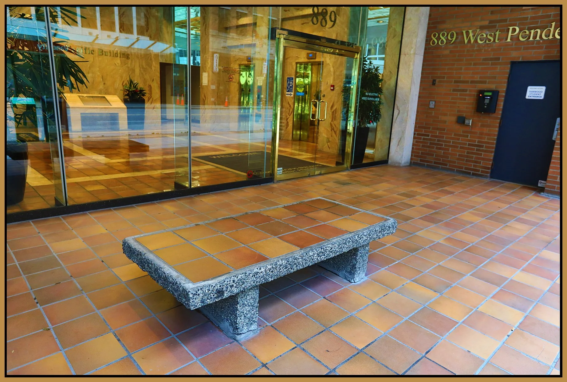 Bench on 889 W Pender_Aug 10_2019_HDR_E6054_4x6s.jpg