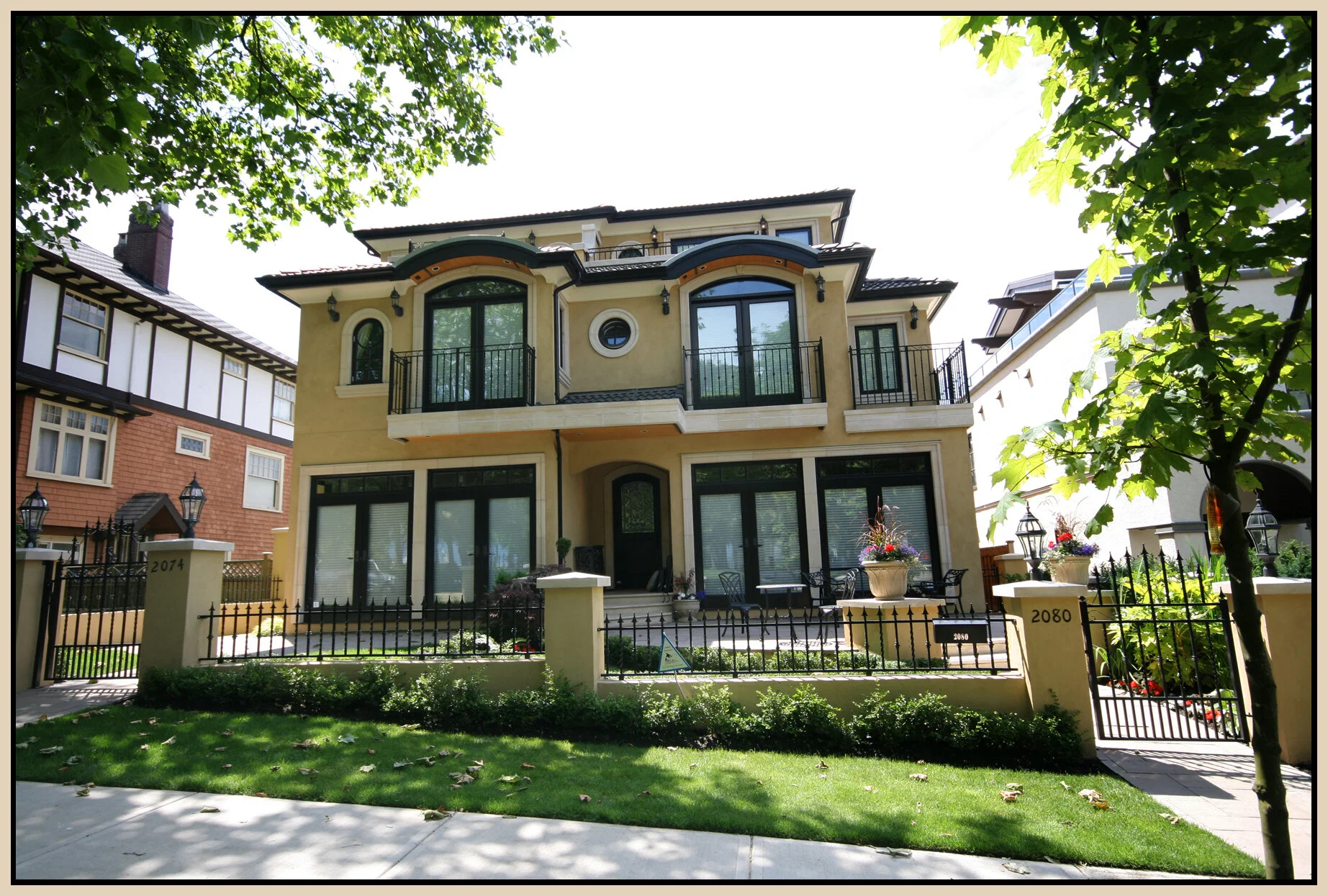 2080 McNicoll Ave_1289_4x6s.jpg